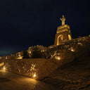 Cerro San Cristóbal, Linea Light’ın Sürdürülebilir Işık Tasarımıyla Yeniden Canlanıyor.