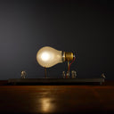 I RICCHI POVERI MONUMENT FOR A BULB-Masa Üstü